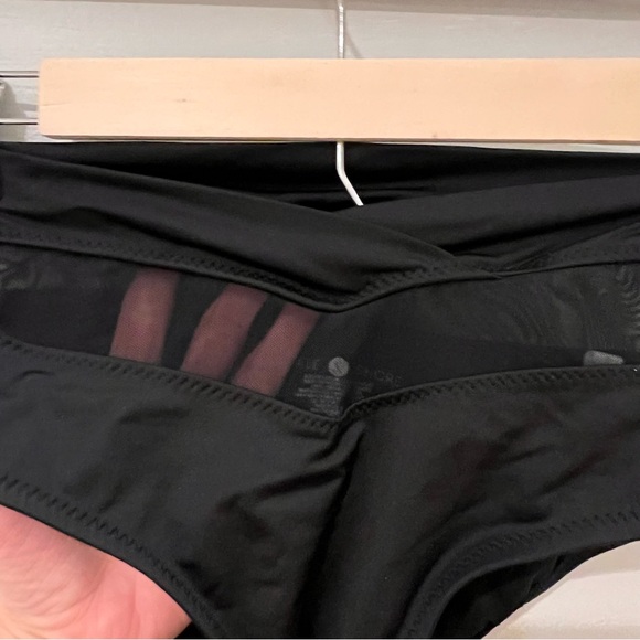 34B - Shade & Shore High Waisted Bikini Set - Picture 7 of 9